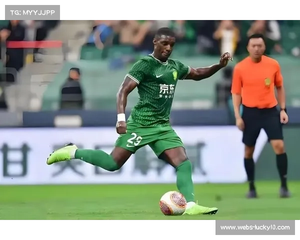 射手榜落幕：国安法比奥28球夺金靴，泰山卡扎伊什维利屈居第二